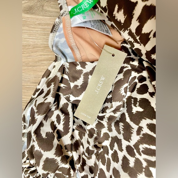 J. Crew ruched One Shoulder One Piece Swimsuit 
SIZE 22 ~ New with Tags! - Picture 6 of 11